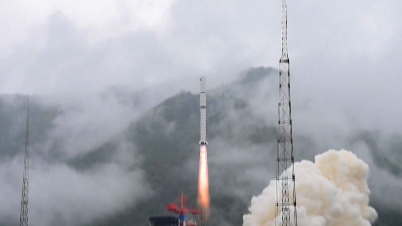 Bohatý kosmický týden: evropská raketa a čínské družice, posun ISS i průlet kolem Merkuru